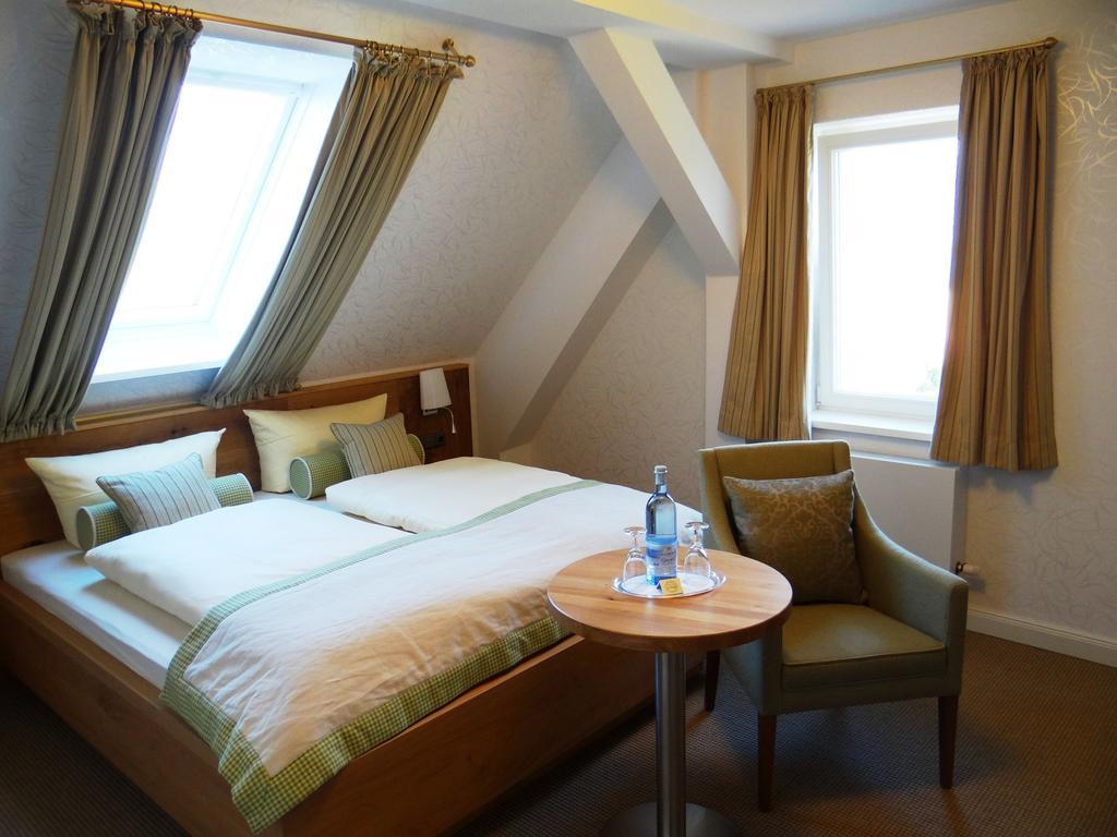 Hotel Und Restaurant Am Peenetal Liepen  Habitación foto