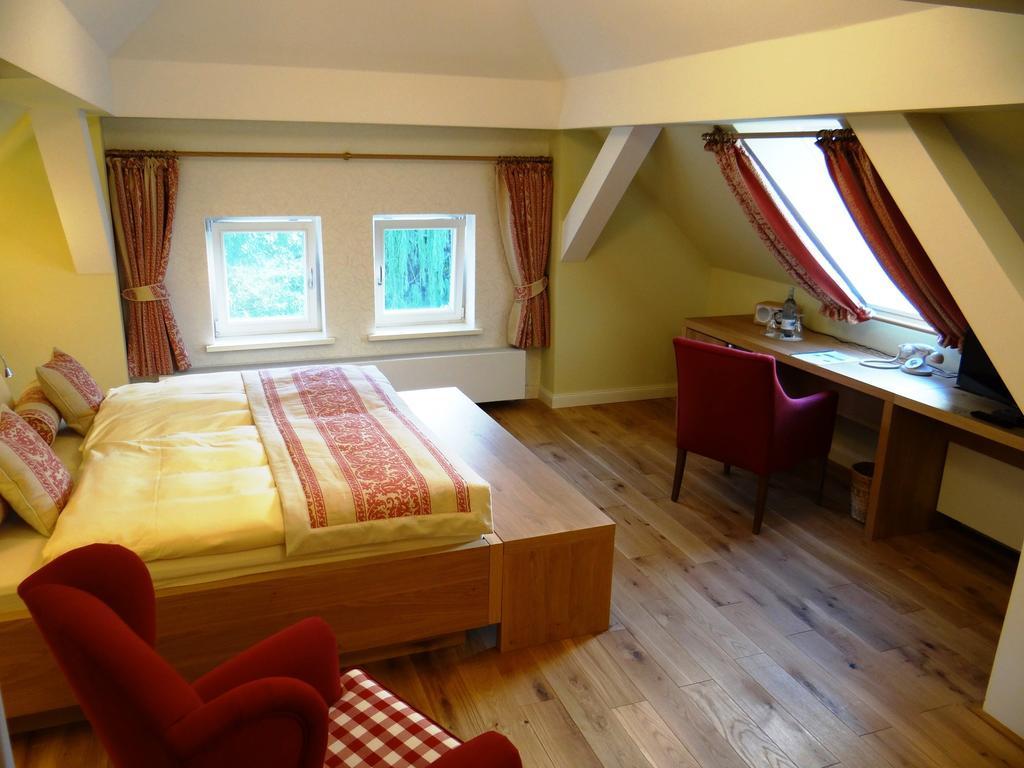 Hotel Und Restaurant Am Peenetal Liepen  Habitación foto