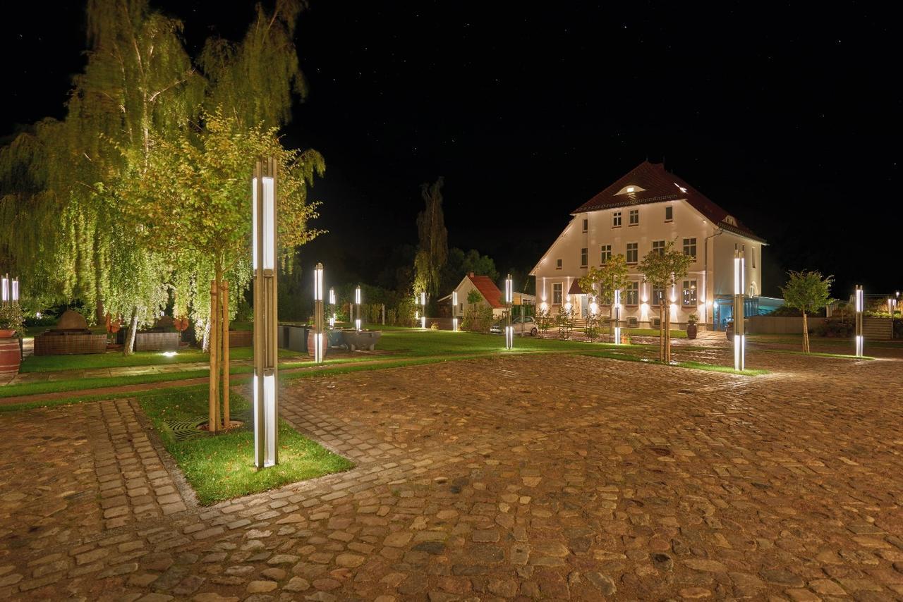 Hotel Und Restaurant Am Peenetal Liepen  Exterior foto